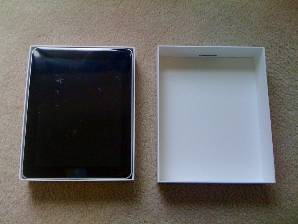 Apple iPad 1 launch - box open